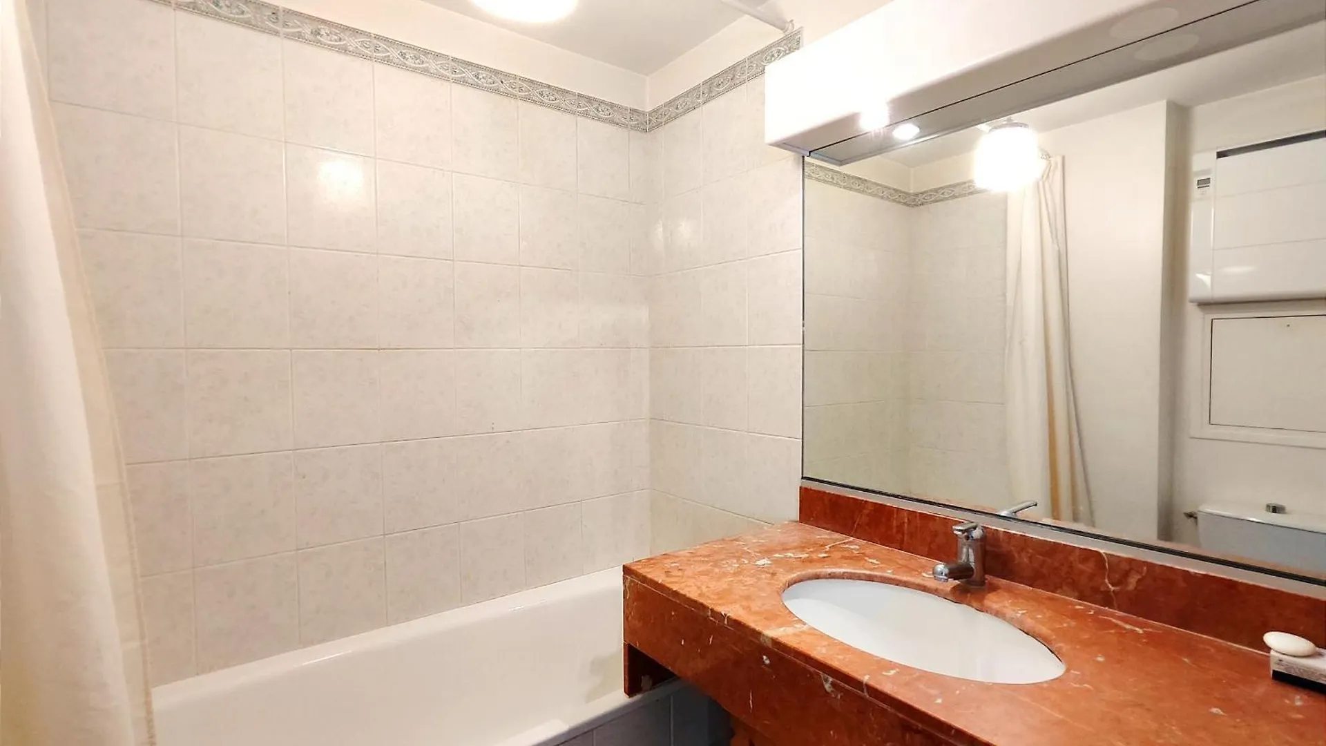 Rue Nocard - Paris 7 Apartment