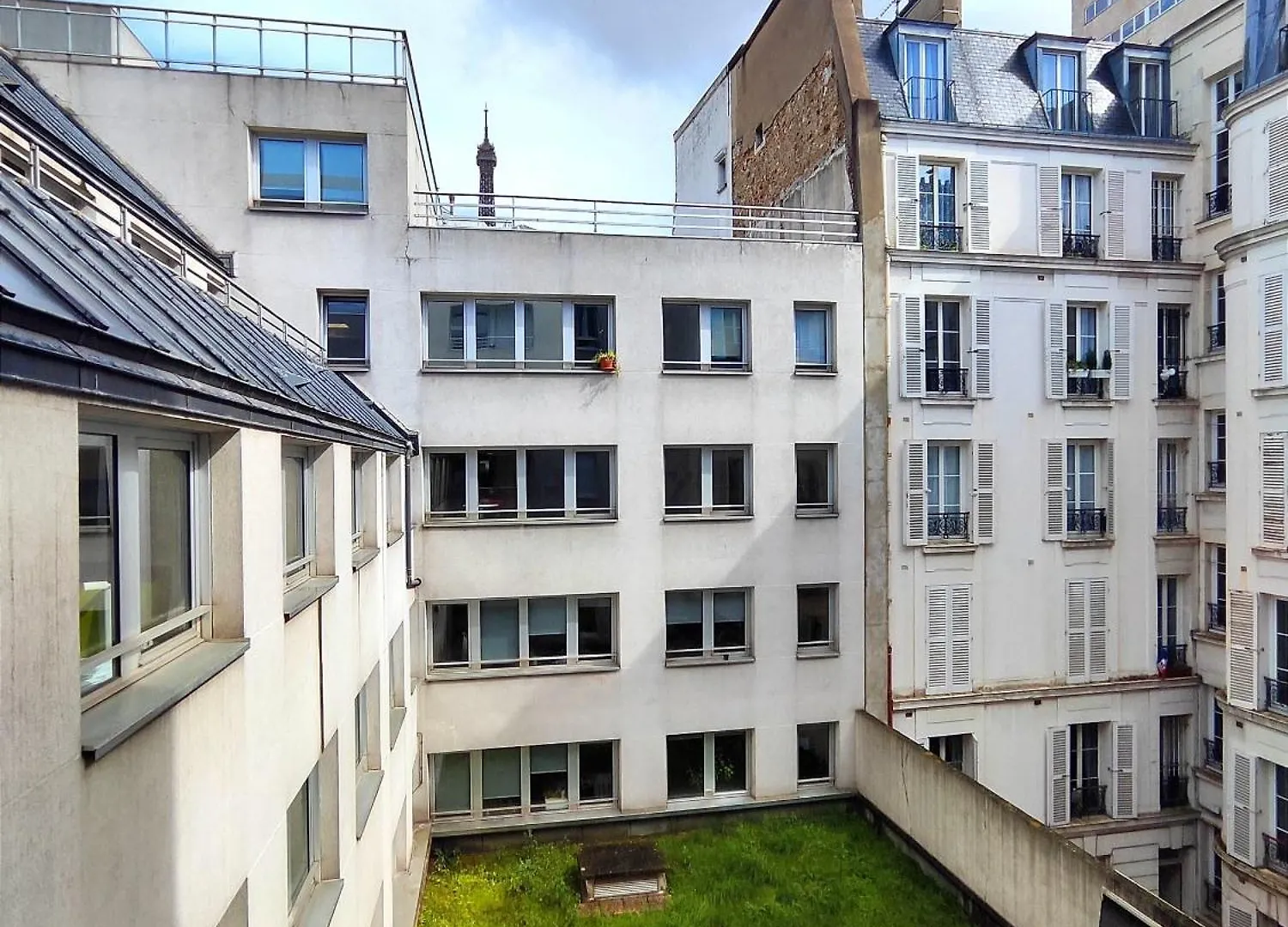 Rue Nocard - Paris 7 Apartment France