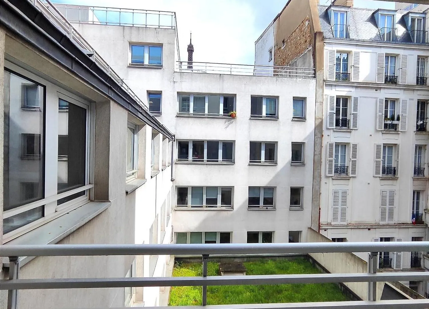 Rue Nocard - Paris 7 Apartment
