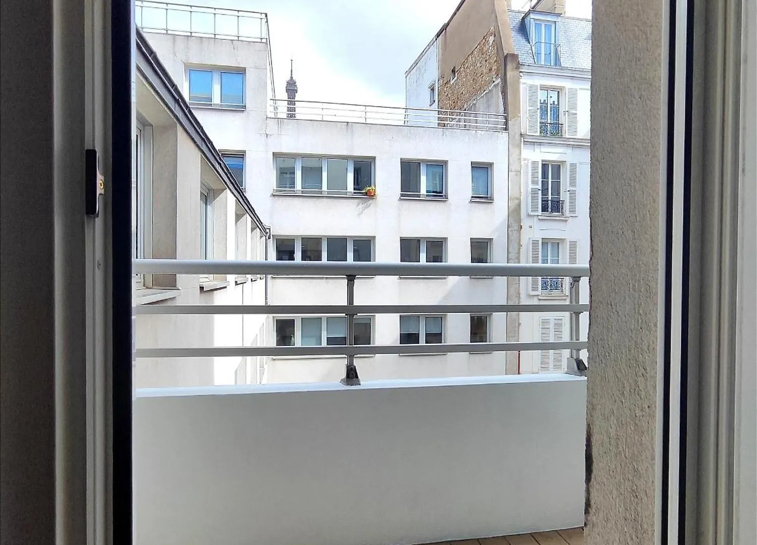 Rue Nocard - Paris 7 Apartment