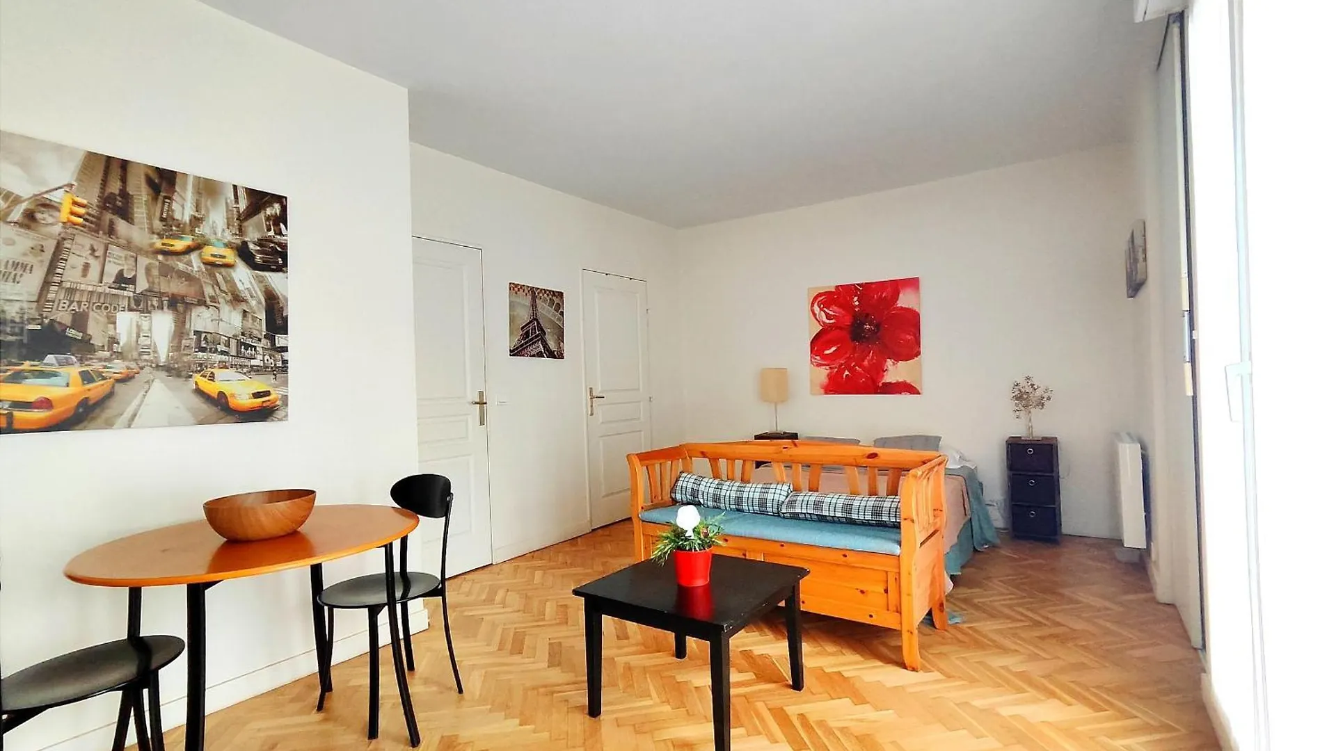 Rue Nocard - Paris 7 Apartment